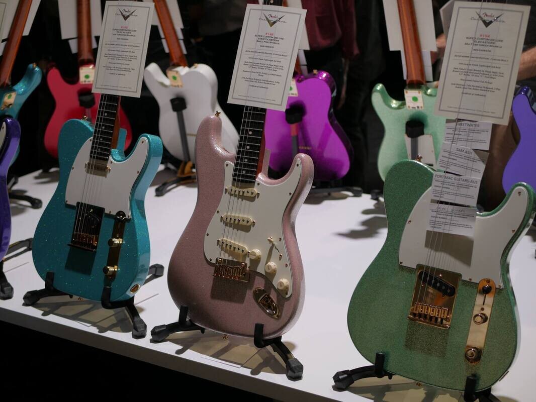 Diary and photos from NAMM Day 1