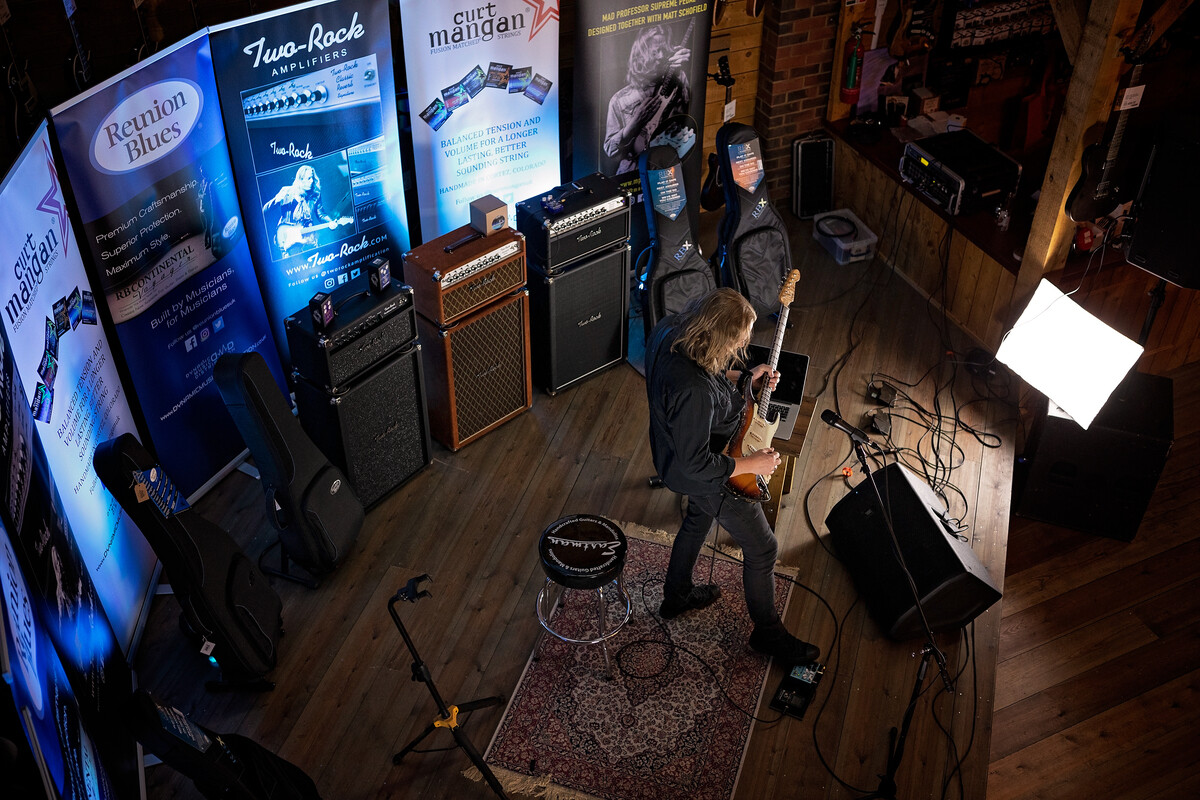 Matt Schofield rocking the Peach Saloon! Matt Schofield rocking the Peach Saloon!