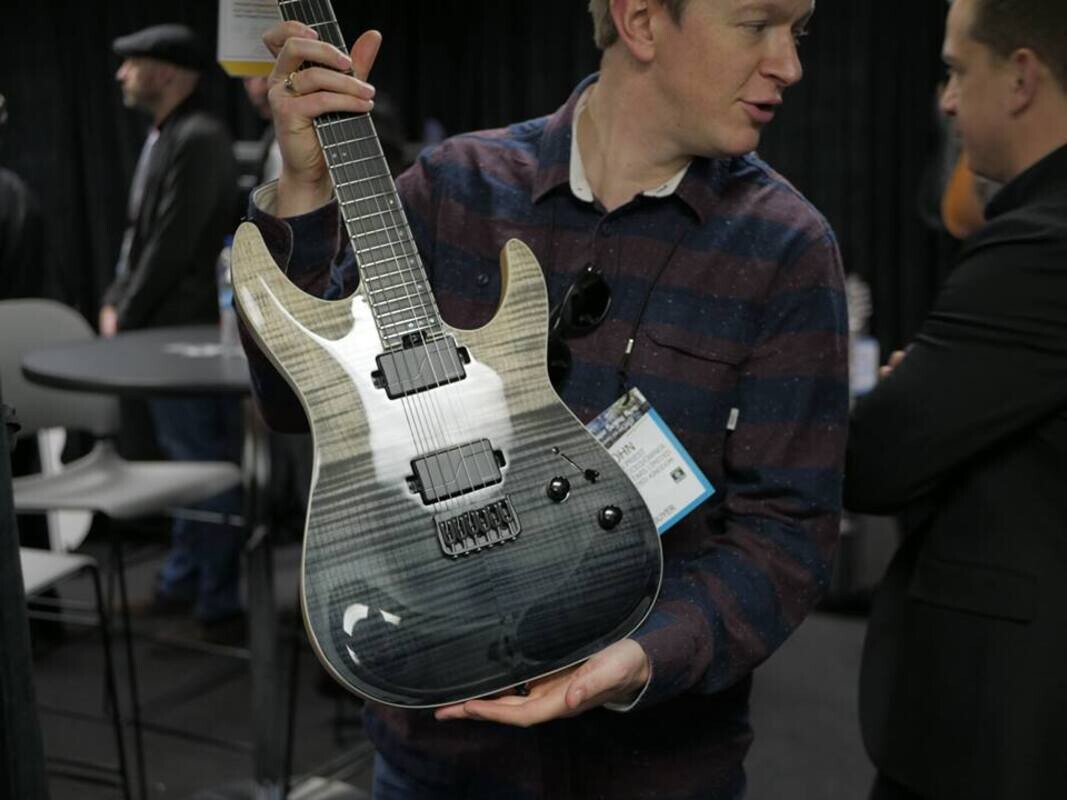 Diary and photos from NAMM Day 2