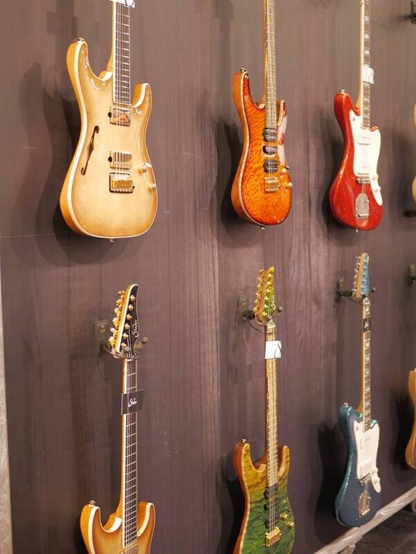 Diary and photos from NAMM Day 1