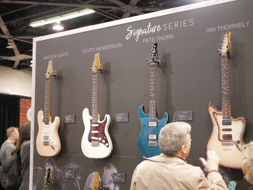 Diary and photos from NAMM Day 1