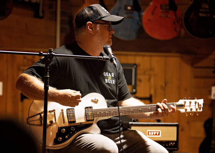 A Look Back at Joey Landreths Golden Age of Gear - Live At Peach Guitars