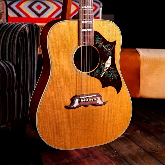 Showroom Spotlight | Gibson Custom Murphy Lab 1963 Dove Dark Natural Light Aged