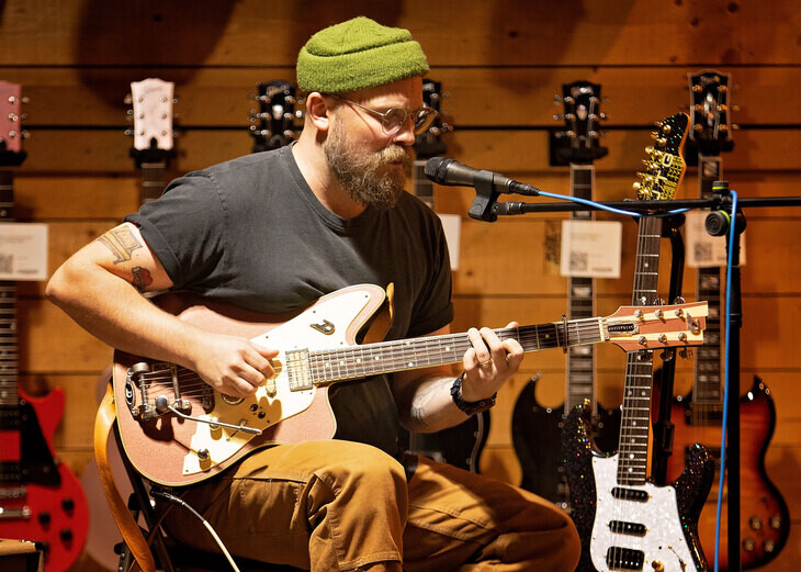 A Look Back at Joey Landreths Golden Age of Gear - Live At Peach Guitars