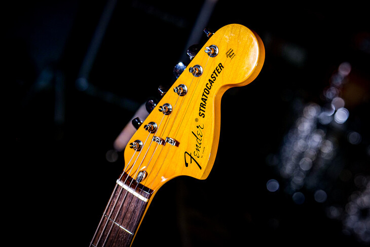 Peach Guitars | Fender American Vintage Reissue II