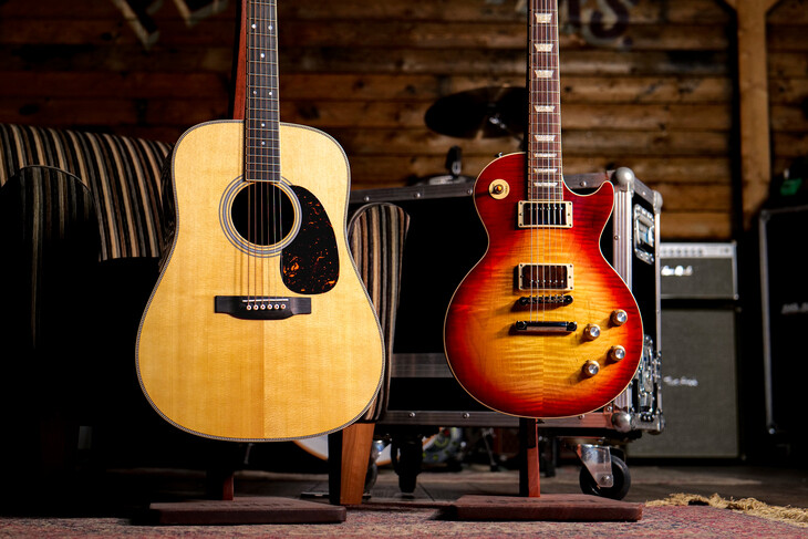 Acoustic vs Electric Guitar: Which Should You Start With? Acoustic vs Electric Guitar: Which Should You Start With?