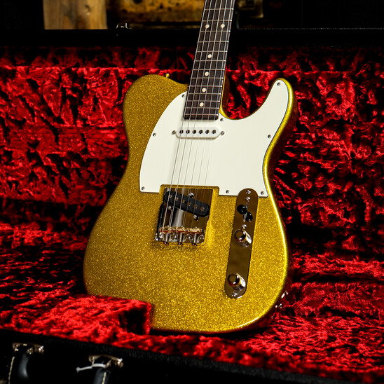 HUGE Tom Anderson Guitars Unboxing! HUGE Tom Anderson Guitars Unboxing!