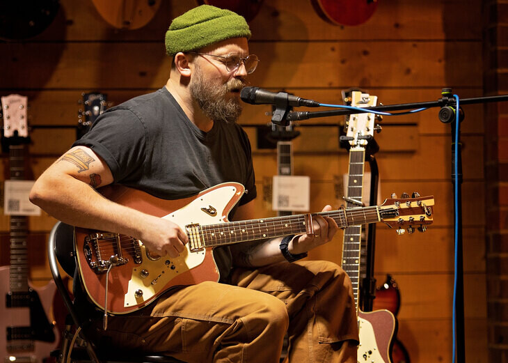A Look Back at Joey Landreths Golden Age of Gear - Live At Peach Guitars